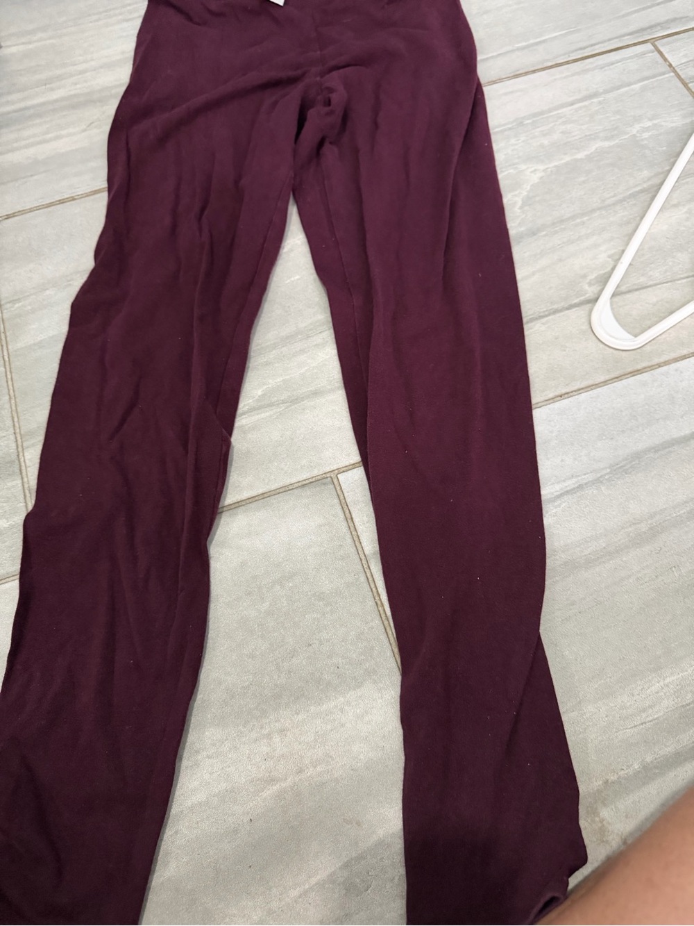 LC Lauren Conrad Deep Burgundy Slim Leg Leggings